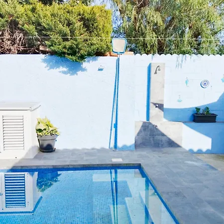 Casa Robles, Casa Con Piscina Y Barbacoa Feriehus *